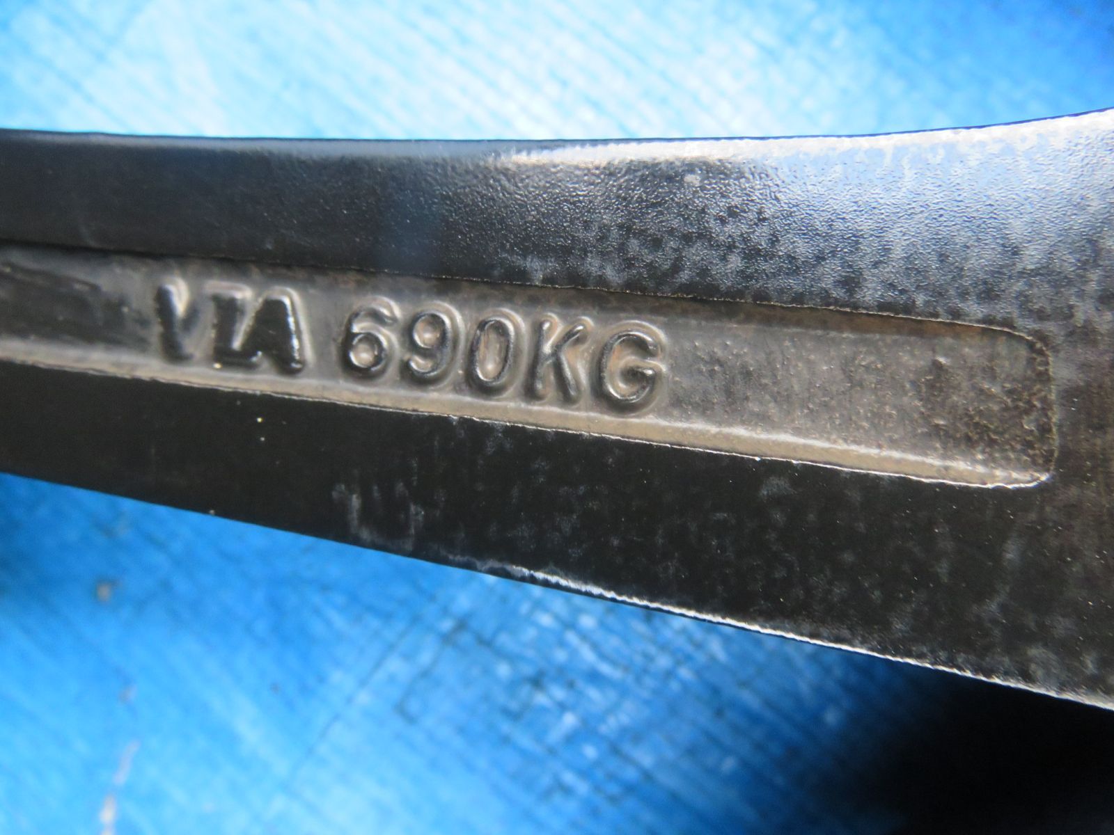 3945 シュナイダー