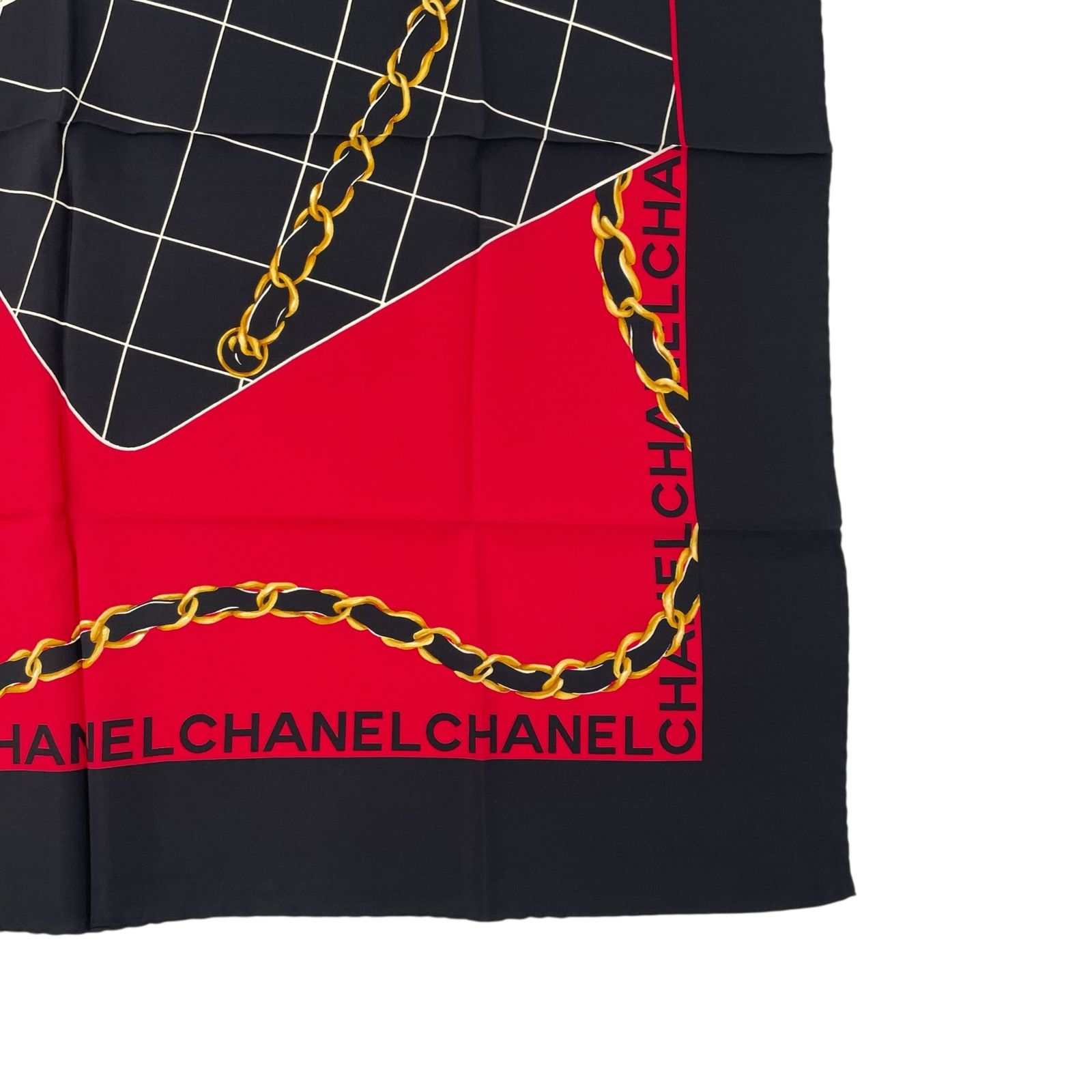 CHANEL/シャネル カレ90 マトラッセ柄 シルク スカーフ i_023 新品同様 CHANEL シャネル スカーフ 大判 シルク マトラッセ柄 ココ