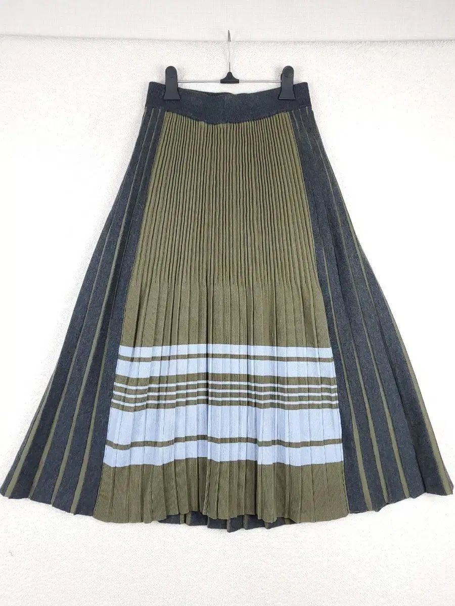 OLIVE des OLIVE オリーブ デ オリーブ レディース バイカラー プリーツ ニット ロング スカート (55 66)