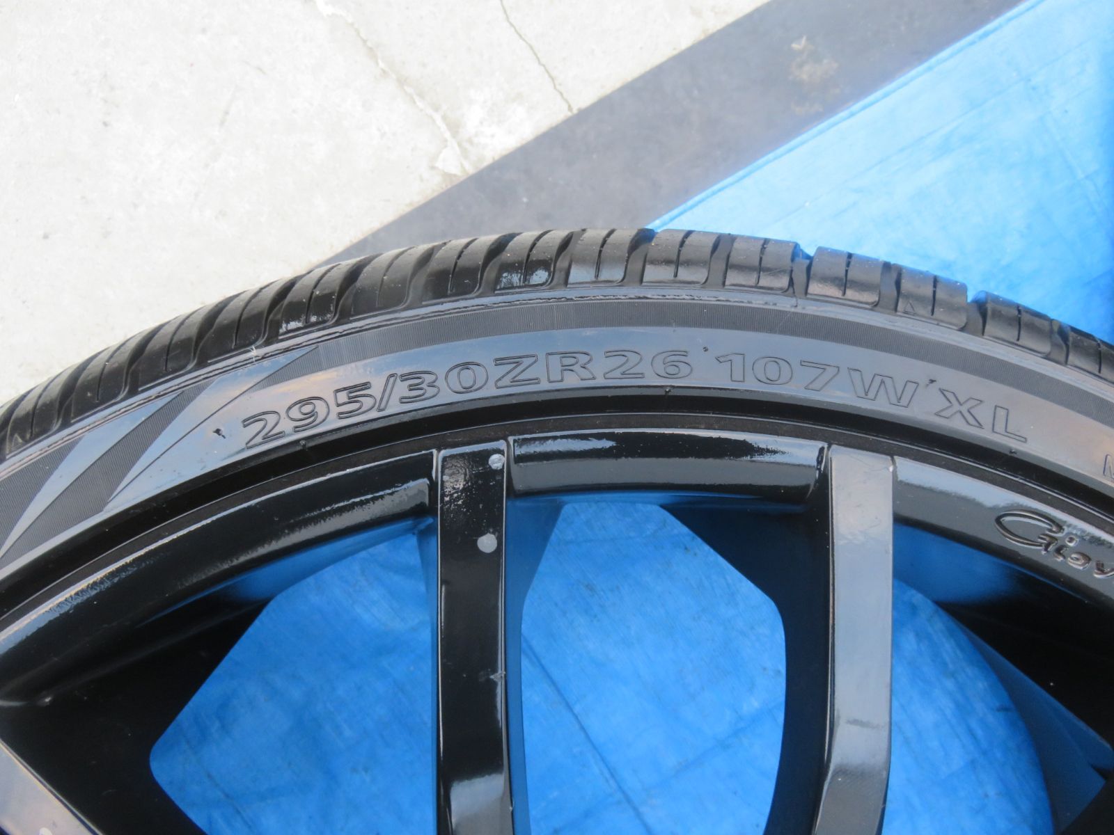 ホイールタイヤ