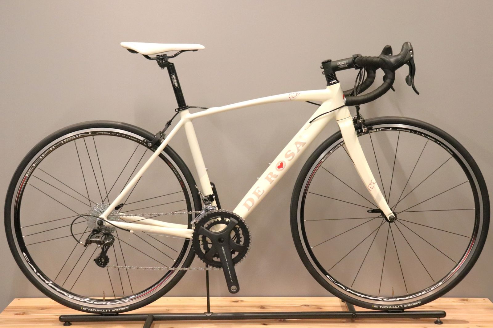 デローザ DE ROSA フェデ FEDE 2018モデル カンパニョーロ ケンタウル 11 S アルミ ロードバイク