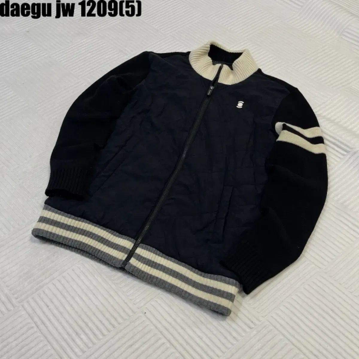 【shiori 】anuans オフショルダー　プルオーバーラクーン アニュアンス anuans ラクーンオフショルニットプルオーバー （BROWN