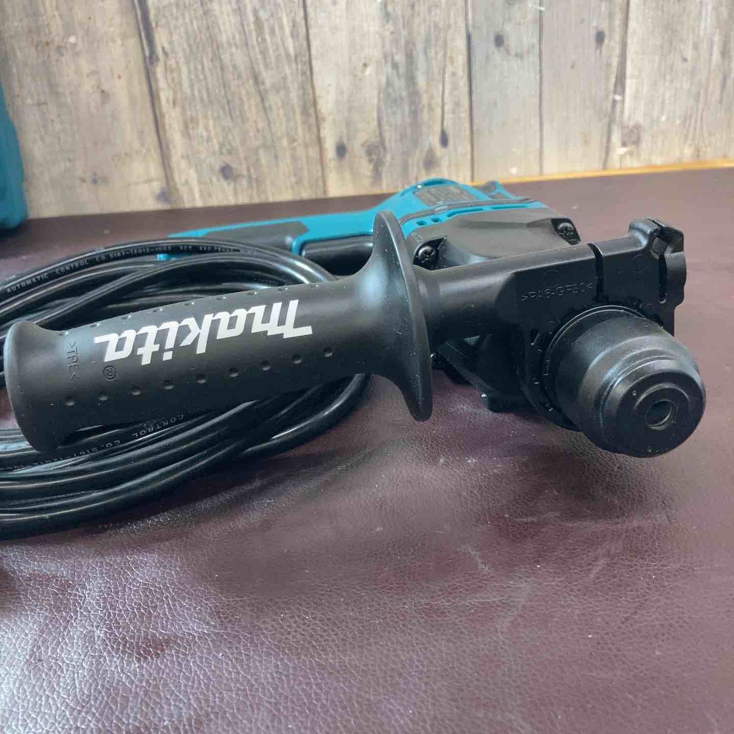  品 マキタ makita ハンマドリル HR 1841 F ハツリ機 はつり 100 V 電動ハンマードリル ドリル ドライバー レンチ