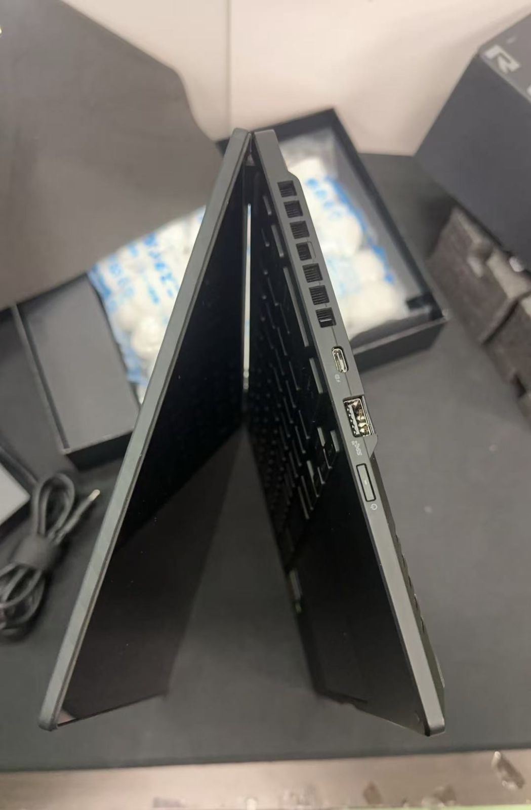 ASUS ゲーミングノートPC