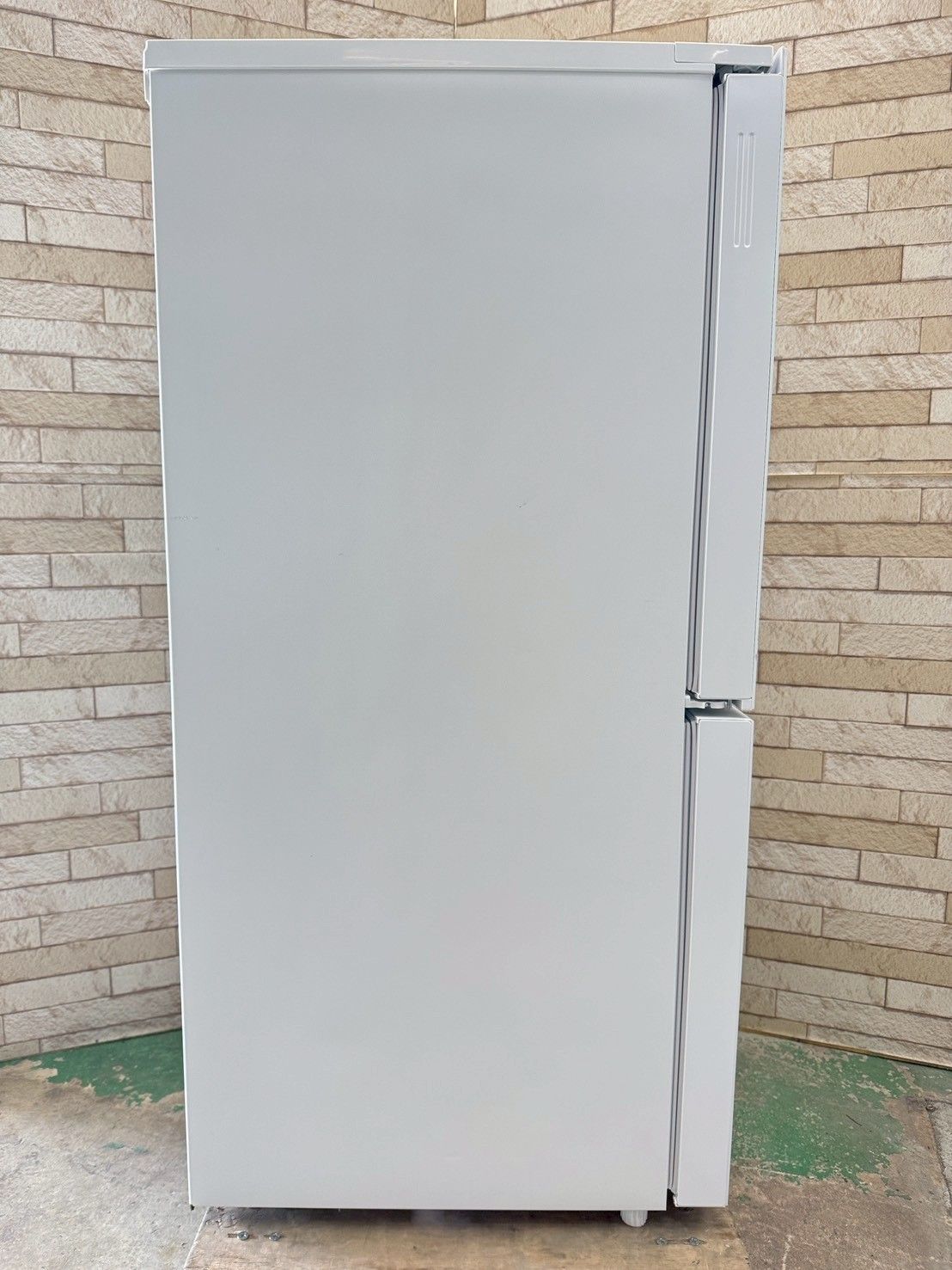 大阪送料無料☆3か月保障付き☆冷蔵庫☆シャープ☆2ドア☆2022年☆SJ