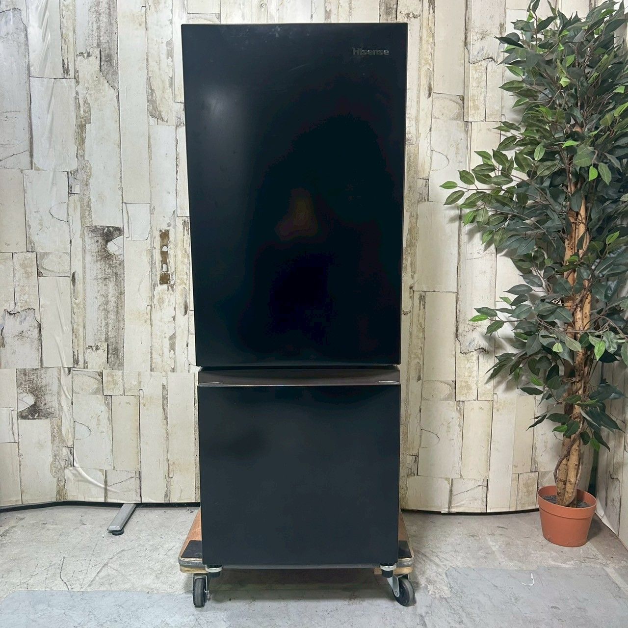 2023年製】 Hisense ハイセンス HR-D16FB ノンフロン冷凍冷蔵庫 162L 