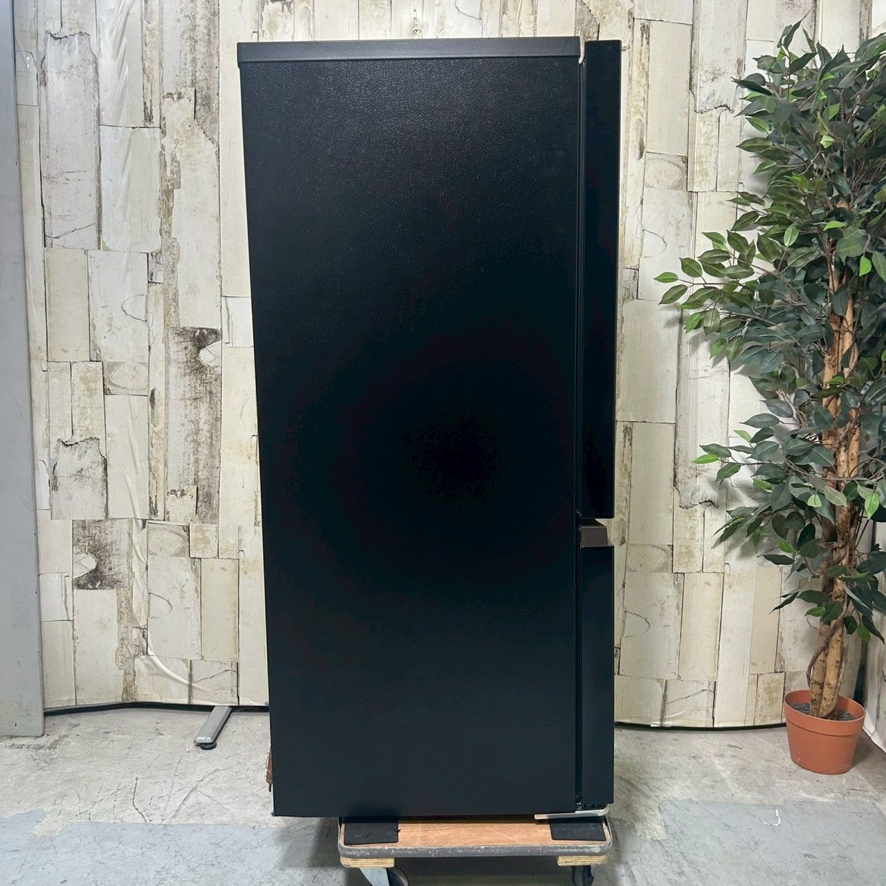 2023年製】 Hisense ハイセンス HR-D16FB ノンフロン冷凍冷蔵庫 162L