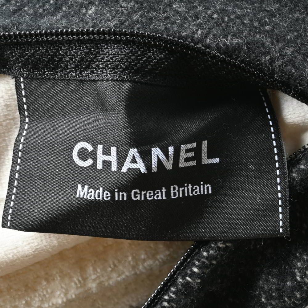 CHANEL 18B ダブルフェイス ココマーク クッション - メルカリ
