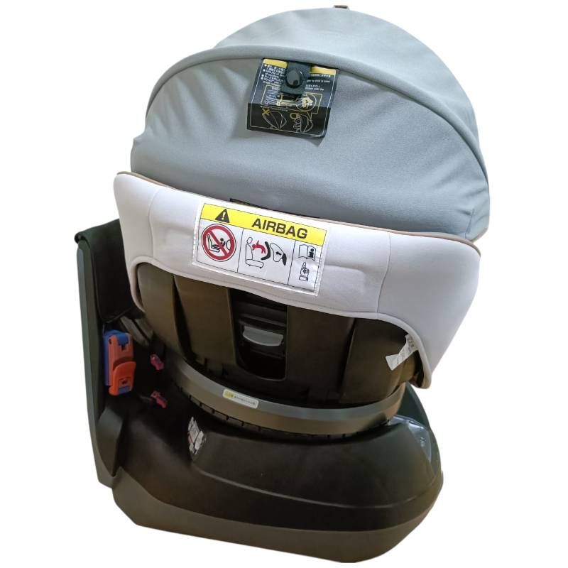 チャイルドシート グレー