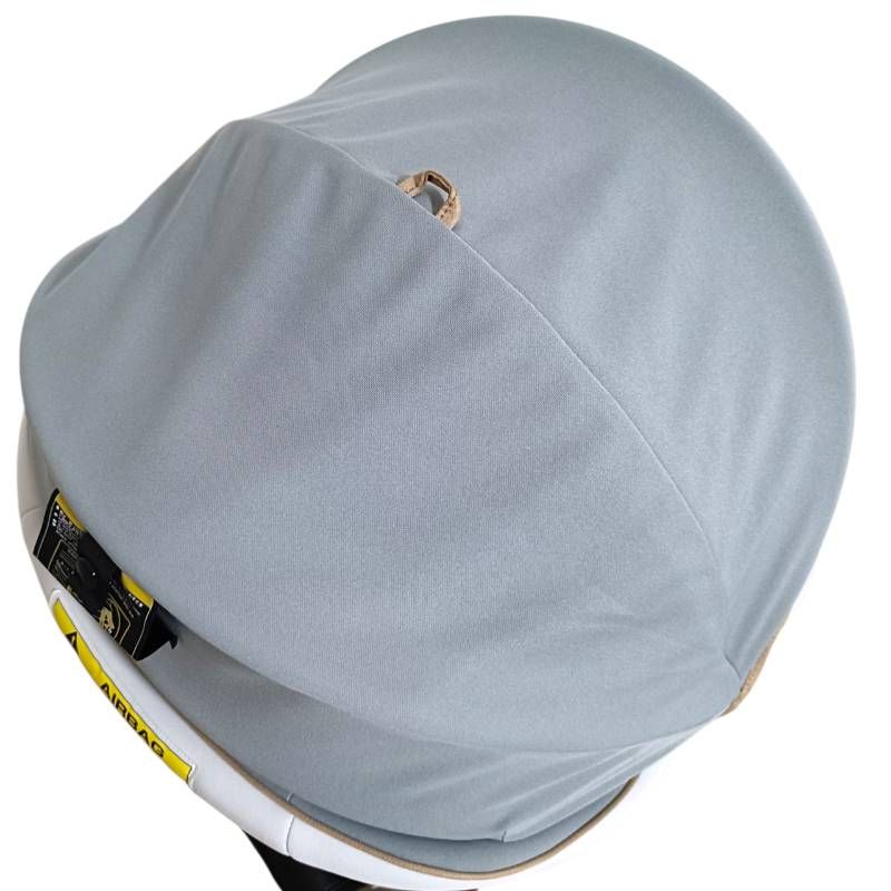 チャイルドシート グレー