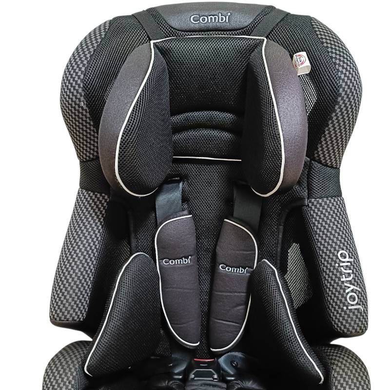 Combi コンビ ジョイトリップ エッグショック GC ジュニアシート チャイルドシート エアーブラック
