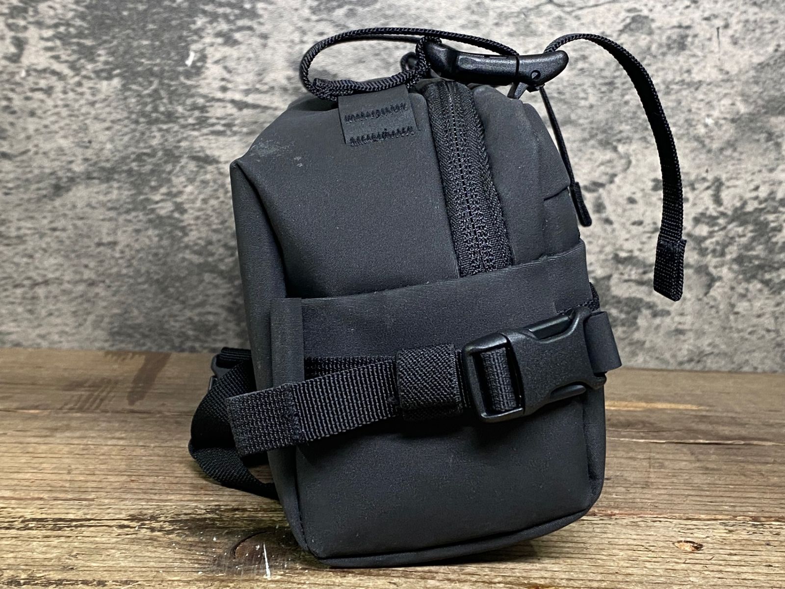 Rapha ラファ Bar | ラファのハンドルバーバッグに を購入| Rapha