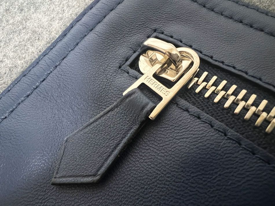 新品未使用　エルメス　マフラー　エシャルプポケット　ラムスキン　カシミヤ HERMES エルメス マフラー エシャルプ ポケット シルクイン 馬勒と