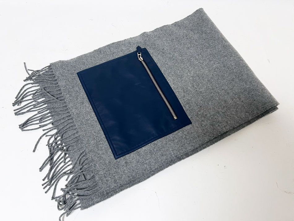 新品未使用　エルメス　マフラー　エシャルプポケット　ラムスキン　カシミヤ HERMES（エルメス） 極美品◎HERMES エシャルプ ポケット シルクイン