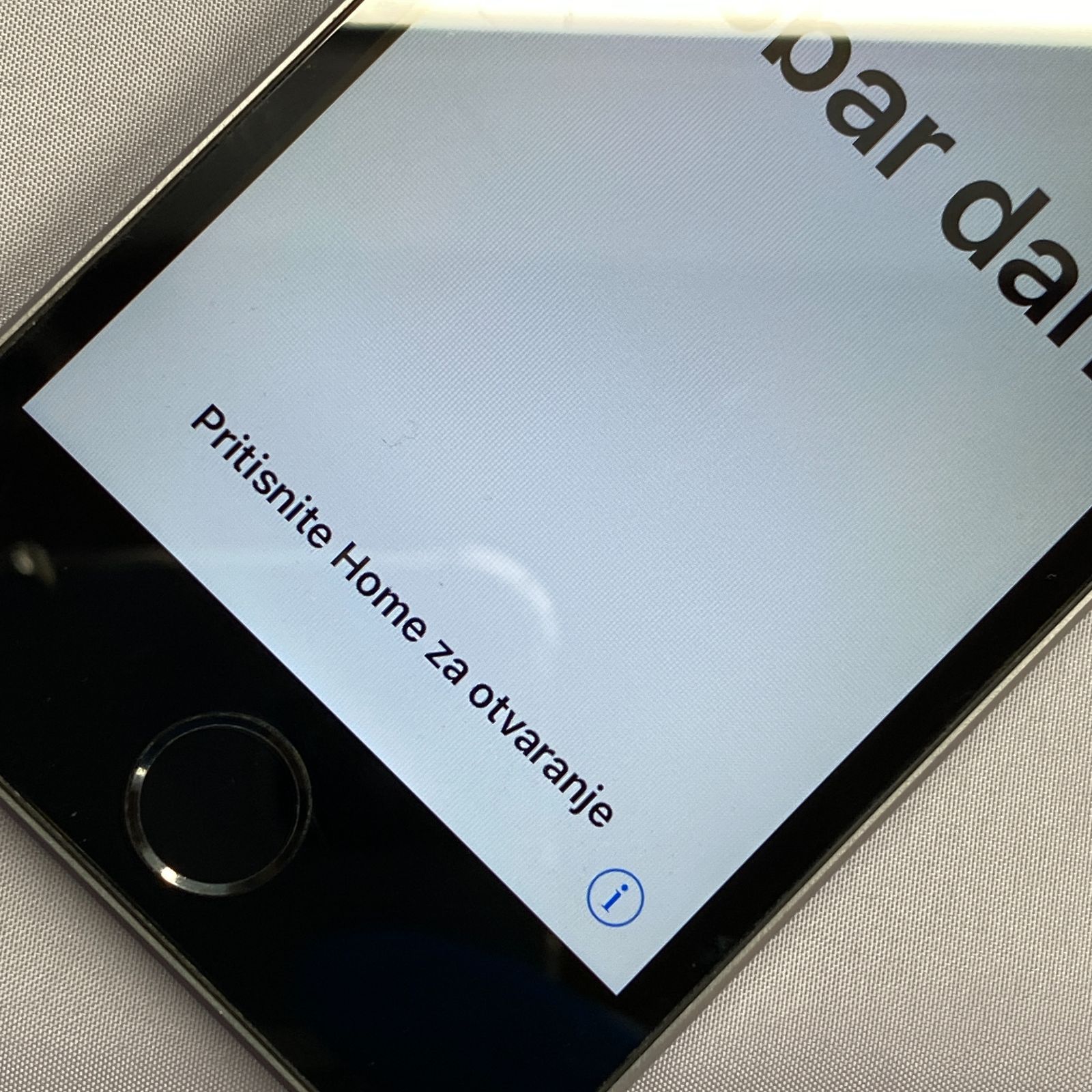 AAA32 iPhone 5s スペースグレー 16GB ジャンク 外装Bランク - メルカリ