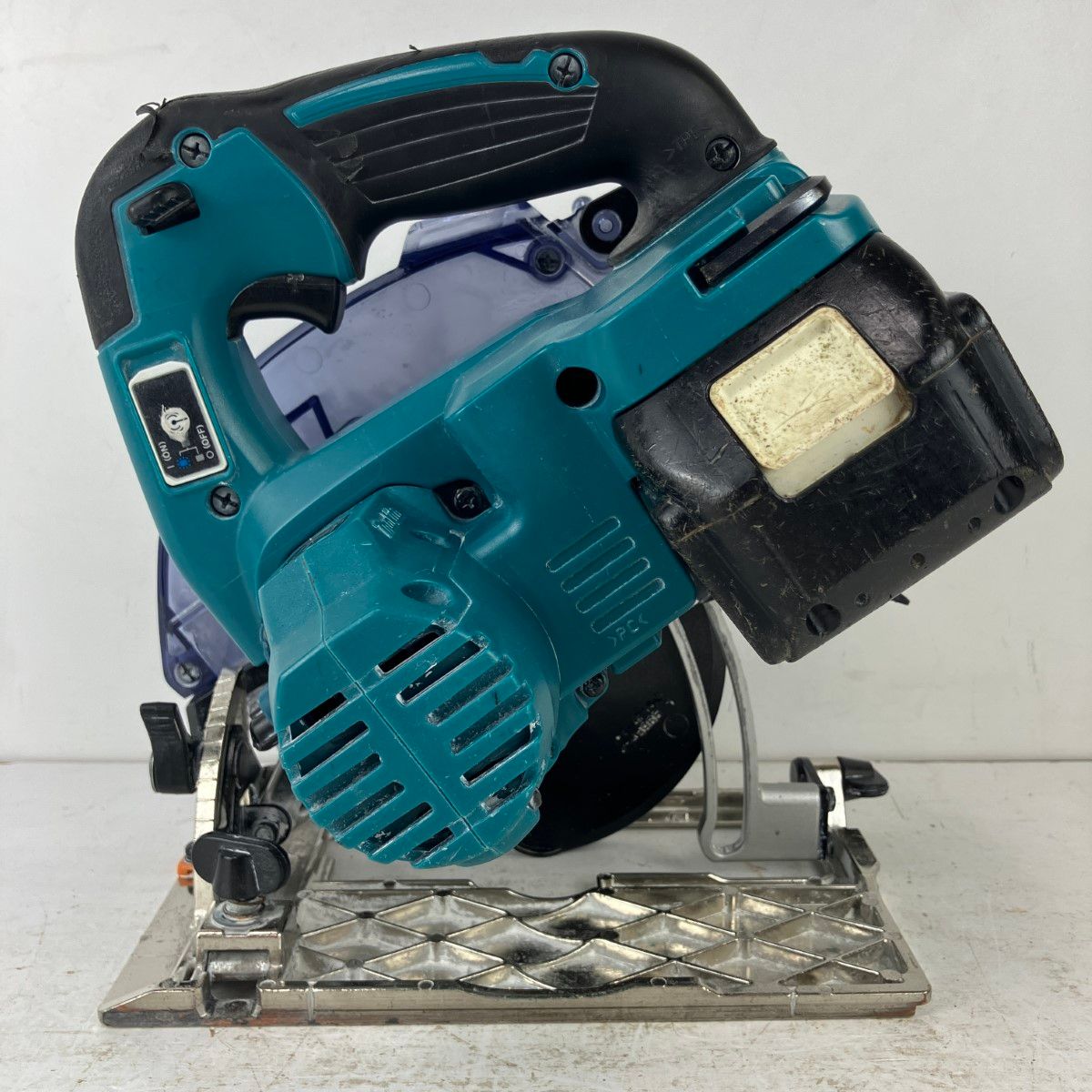 ЗЗMAKITA マキタ 18 v 125 mm 充電式防じん丸のこ バッテリーx 1 ケース付 充電器無し KS 513 D ブルー