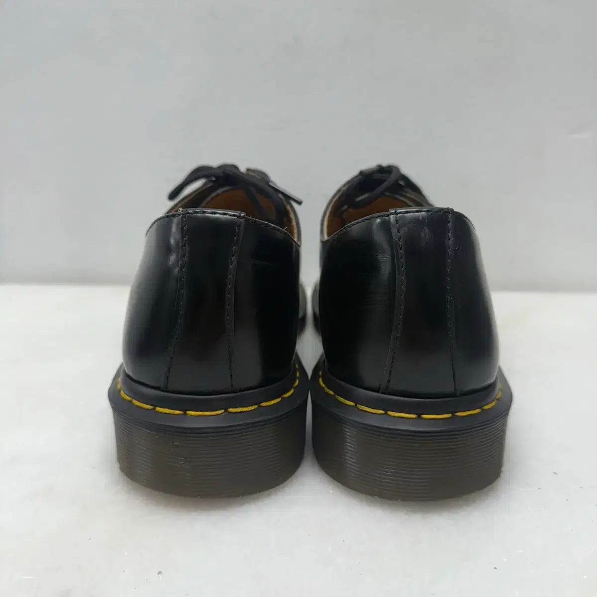 スムース ブラック