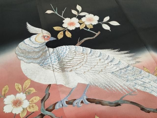 平和屋着物▽豪華黒留袖 刺繍 尾長鶏花文 暈し染め 金彩 正絹 逸品