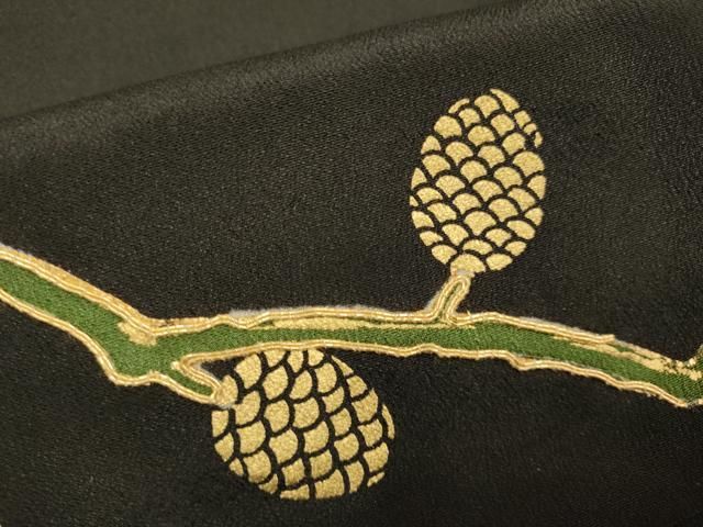 平和屋着物▽豪華黒留袖 駒刺繍 松葉 松ぼっくり 金銀彩 正絹 逸品
