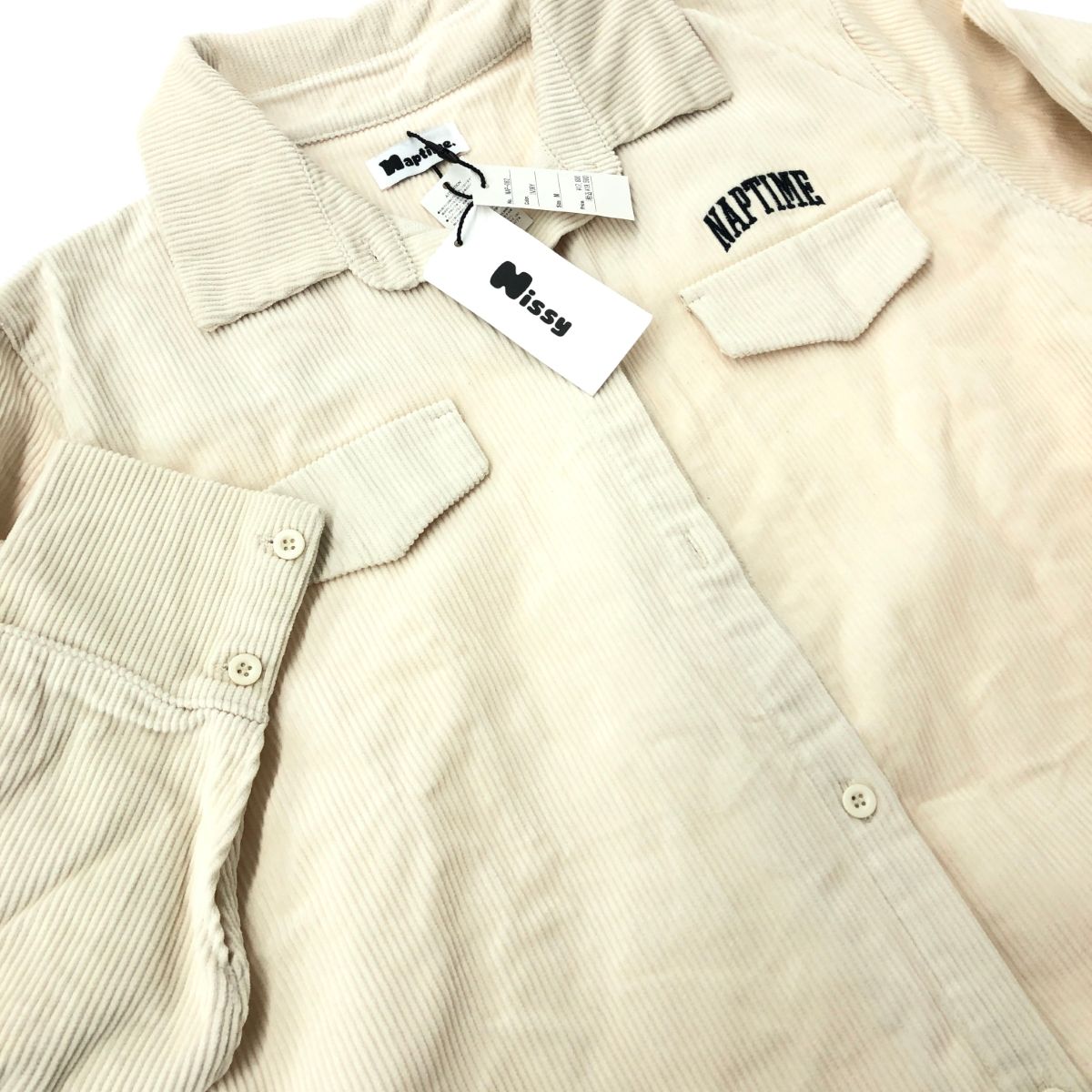 ナップタイム2022 コーデュロイシャツワンピ　未使用タグ付き　最終値下げ！ naptime. ナップタイム コーデュロイシャツワンピース サイズ:M