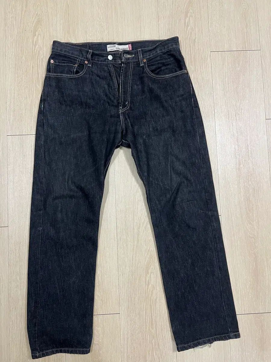 た*み様 リーバイス569 ブラック　　32/32 32x32 リーバイス 569 ブラックデニム パンツ - メルカリ