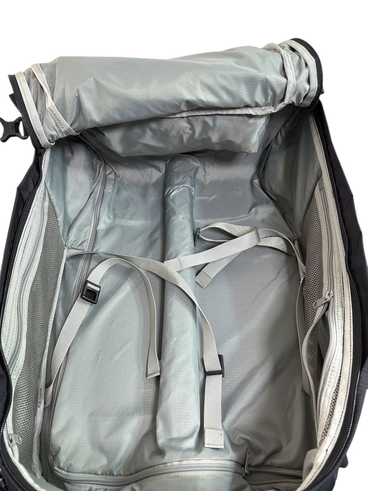 モンベル ウィリーバッグ キャリーケース 機内持込 廃盤 レインカバー