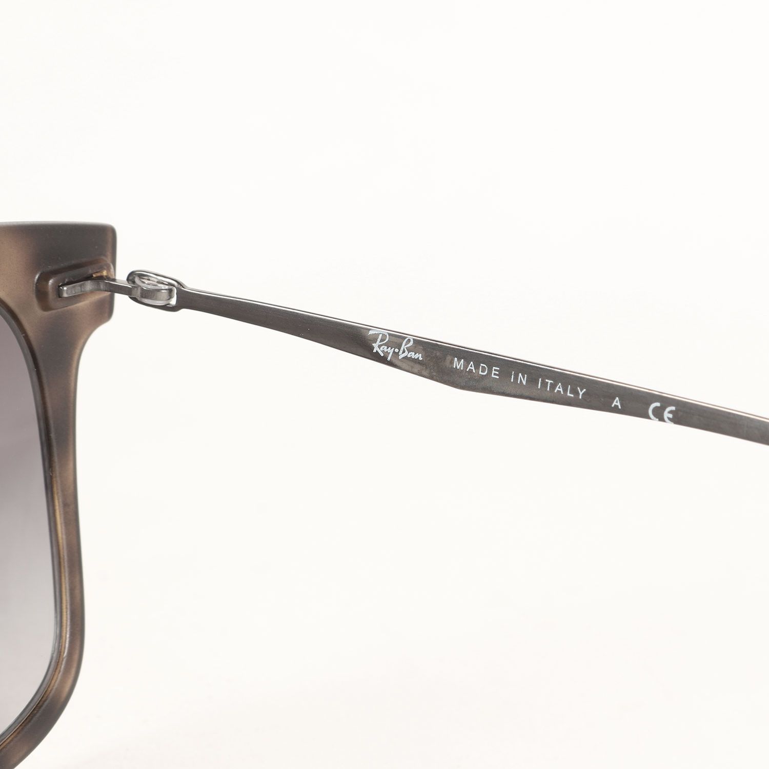 美品】Ray Ban レイバン サングラス | ウェイファーラー ライトレイ 