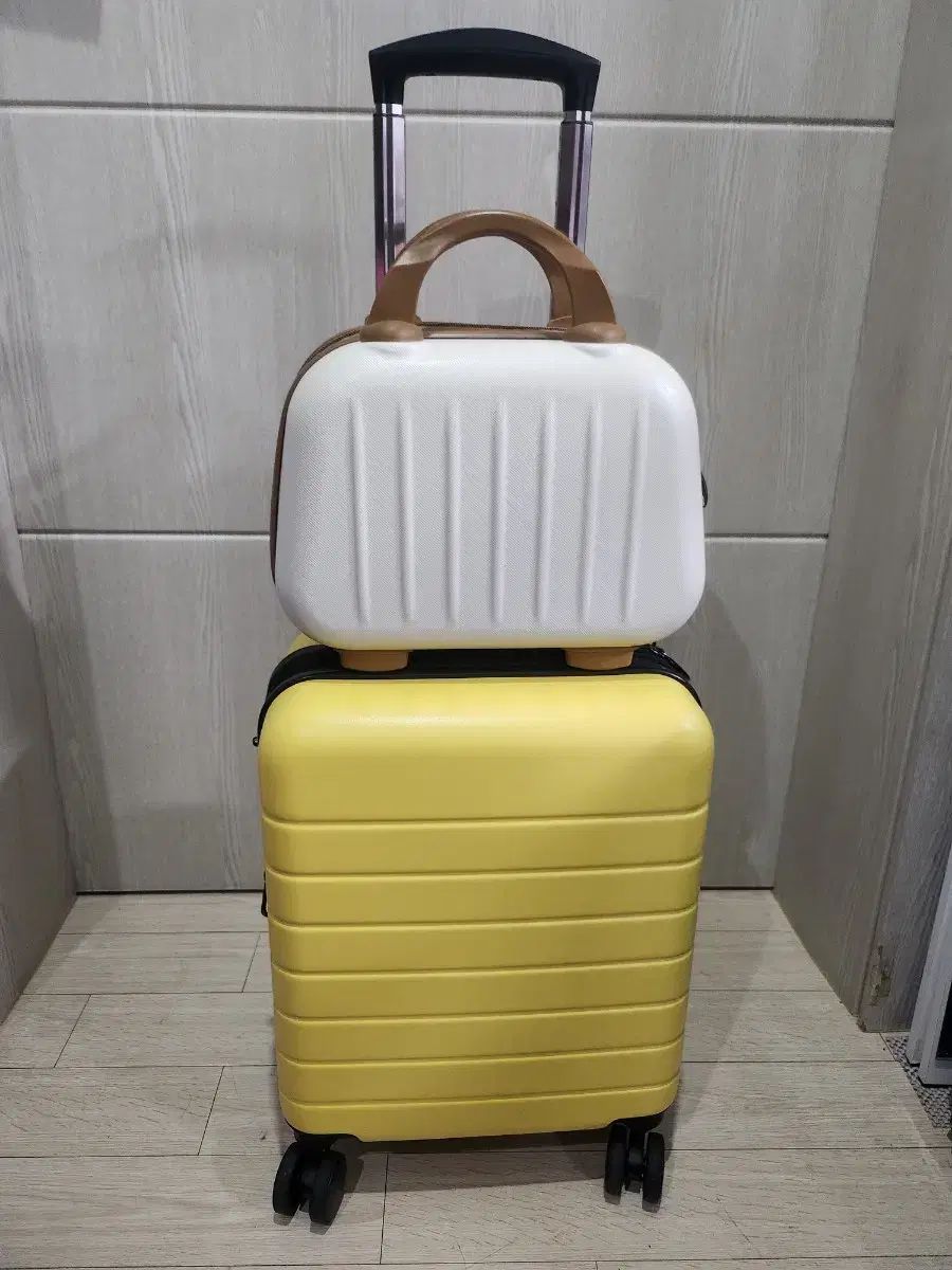 16インチ ハードウェア 旅行用キャリー