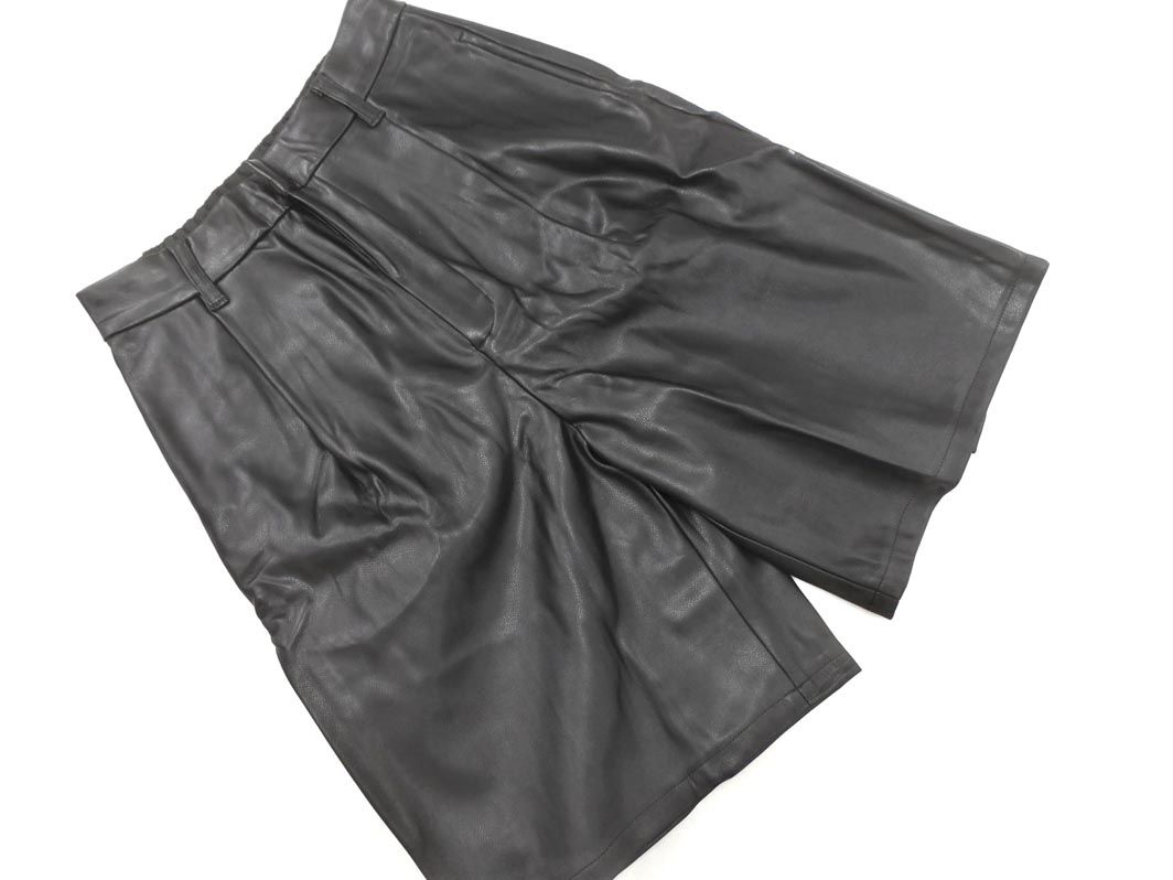 LOWRYS FARM ローリーズファーム フェイクレザー ハーフ パンツ sizeF
