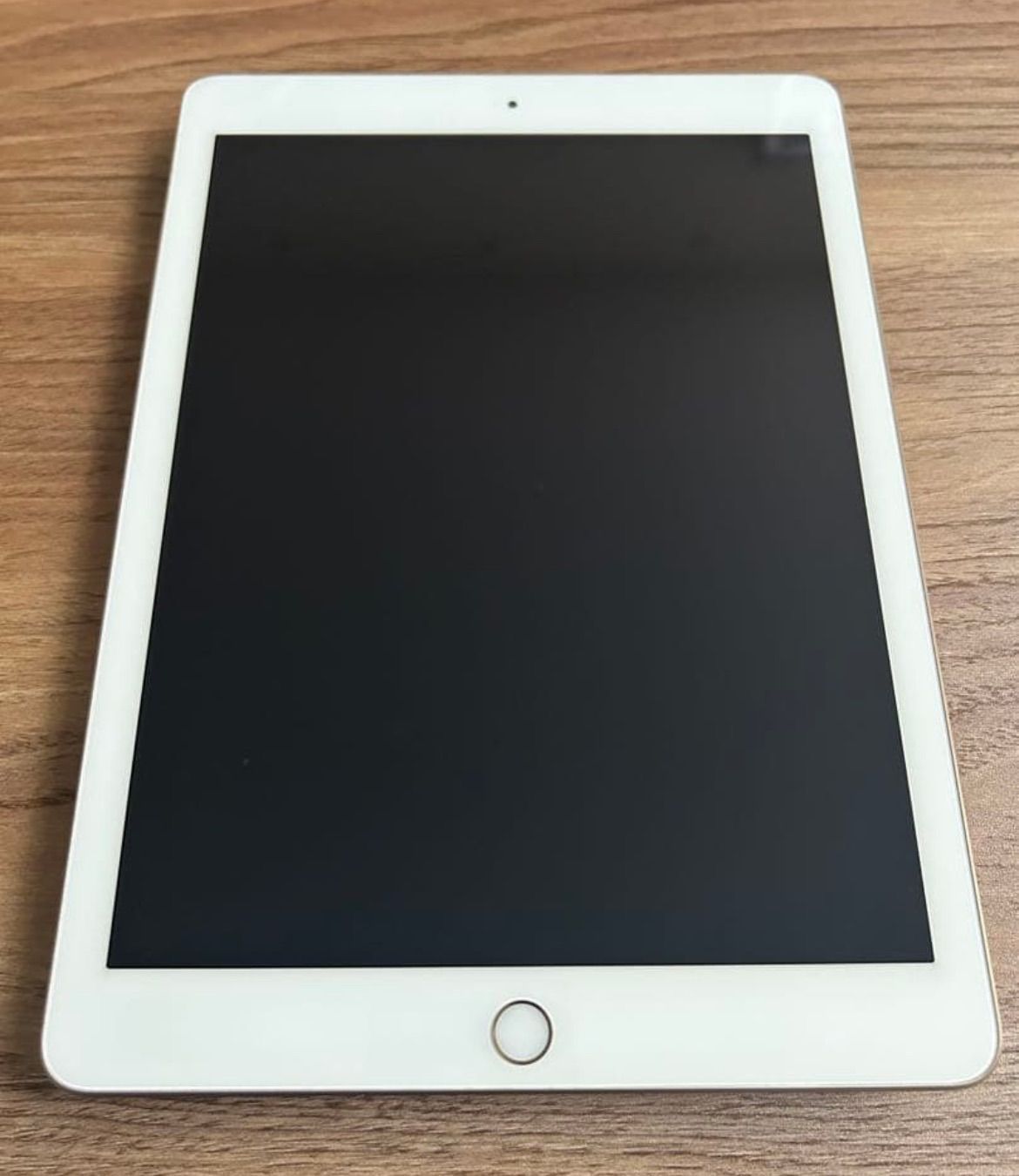 ☆iPad 第5世代 Wi-Fi 本体 ［32gb］ - メルカリ