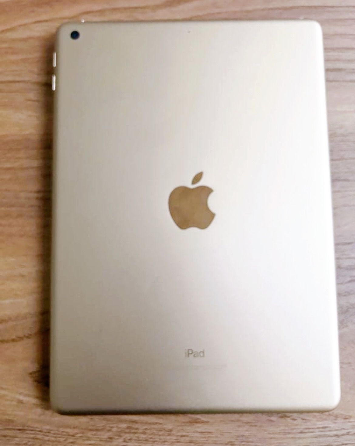 ☆iPad 第5世代 Wi-Fi 本体 ［32gb］ - メルカリ