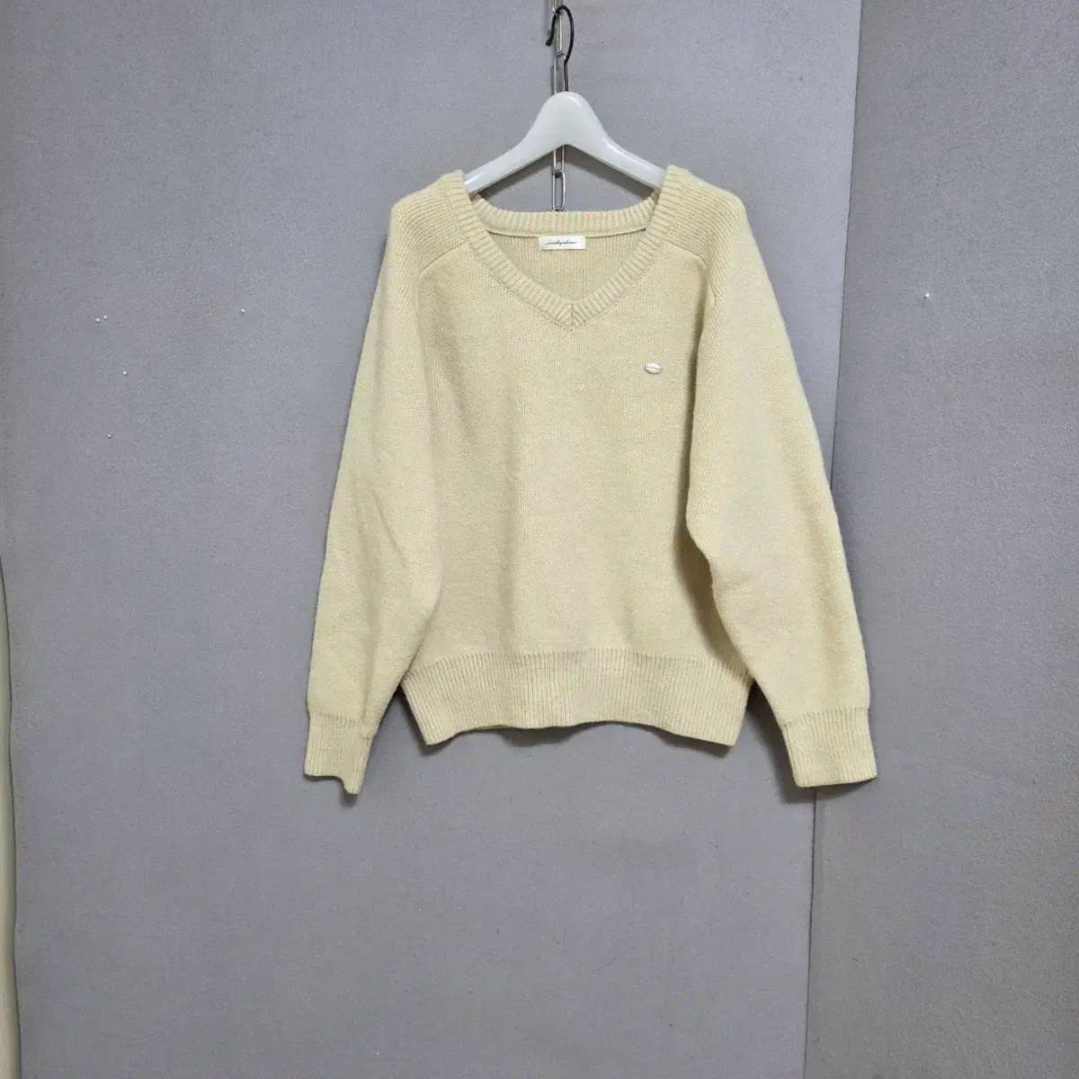 BY GLAD HAND ウールニット セーター ベージュ 厚手 ウール100%タイト