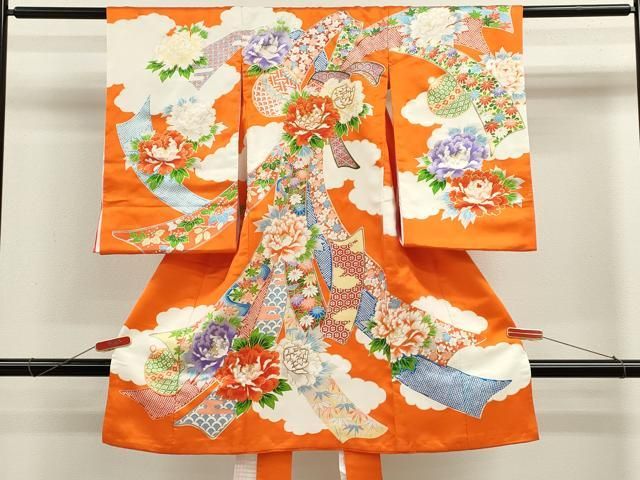 平和屋着物 お宮参り 女の子 祝着 産着 初着 のしめ 駒刺繍 束ね熨斗鈴草花文 金彩 ze