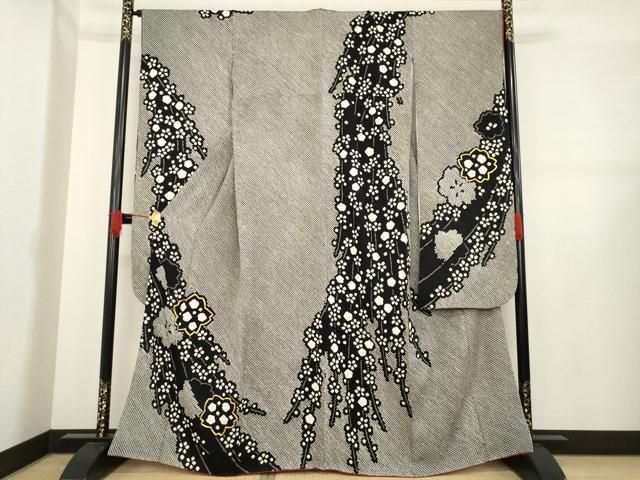 平和屋着物 豪華振袖 総絞り 駒刺繍 枝垂れ花文 黒地 正絹 ck