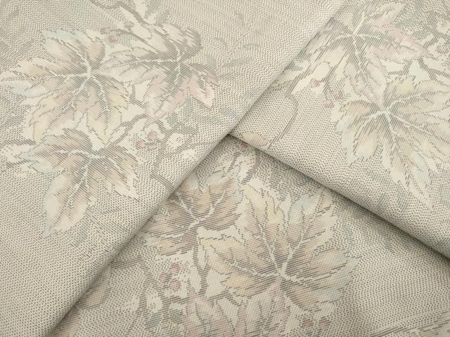 平和屋着物○本場大島紬 白大島 カタス9マルキ 枝葉文 正絹 逸品