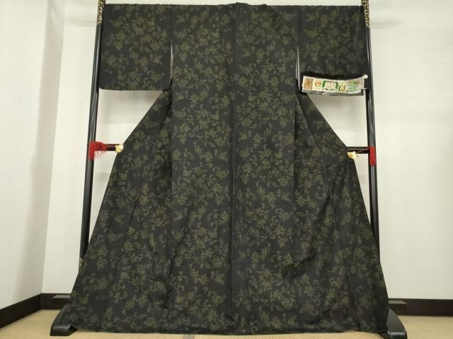 平和屋着物○結城紬 100亀甲 花唐草文 藤貫 黒地 ロング丈 やまと誂製