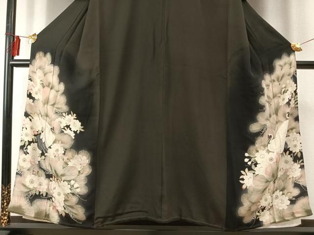 黒留袖 刺繍