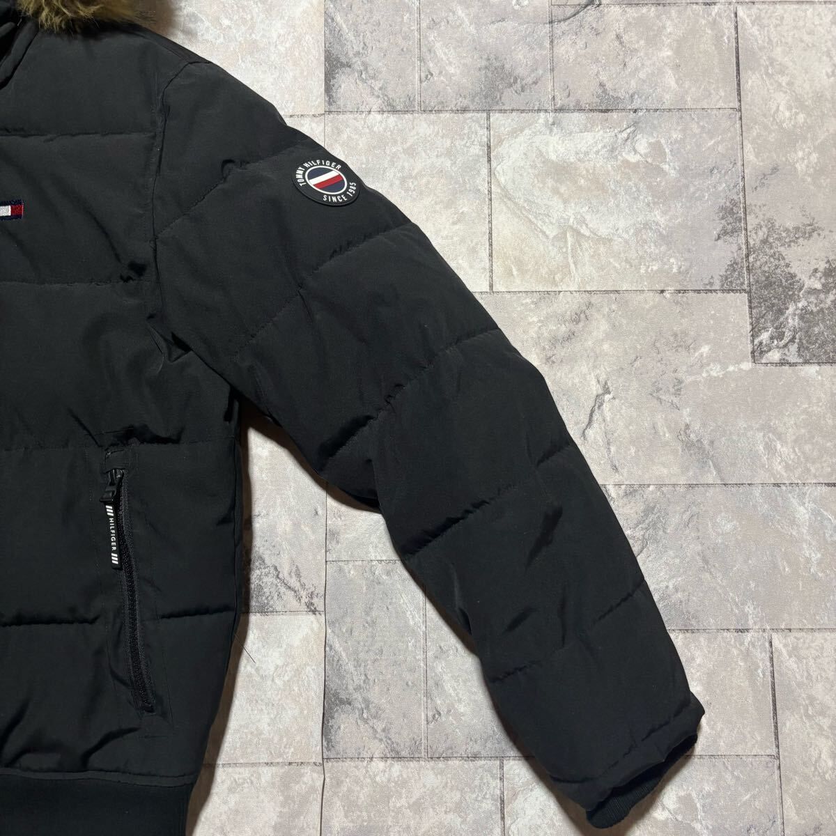 Tommy Hilfiger トミーヒルフィガー ナイロンジャケット 中綿 肉厚 