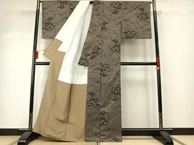 平和屋着物○本場大島紬 泥染め カタス9マルキ 流水花文 池栄謹製 証紙