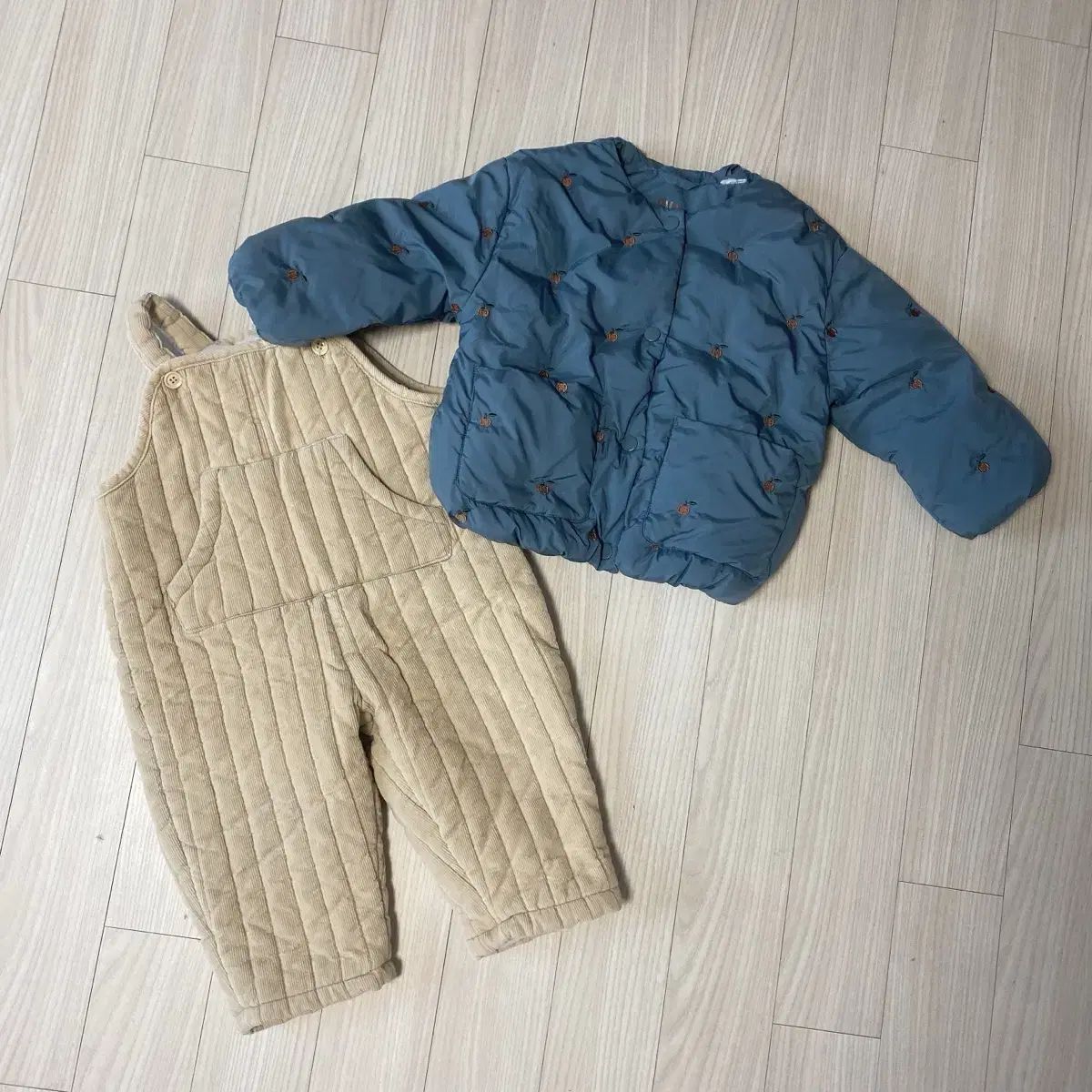 高品質，低価 ユア(YOOA)服 その他