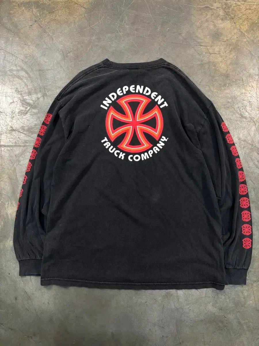 インディペンデント ロング スリーブ Tシャツ ファッション メンズ