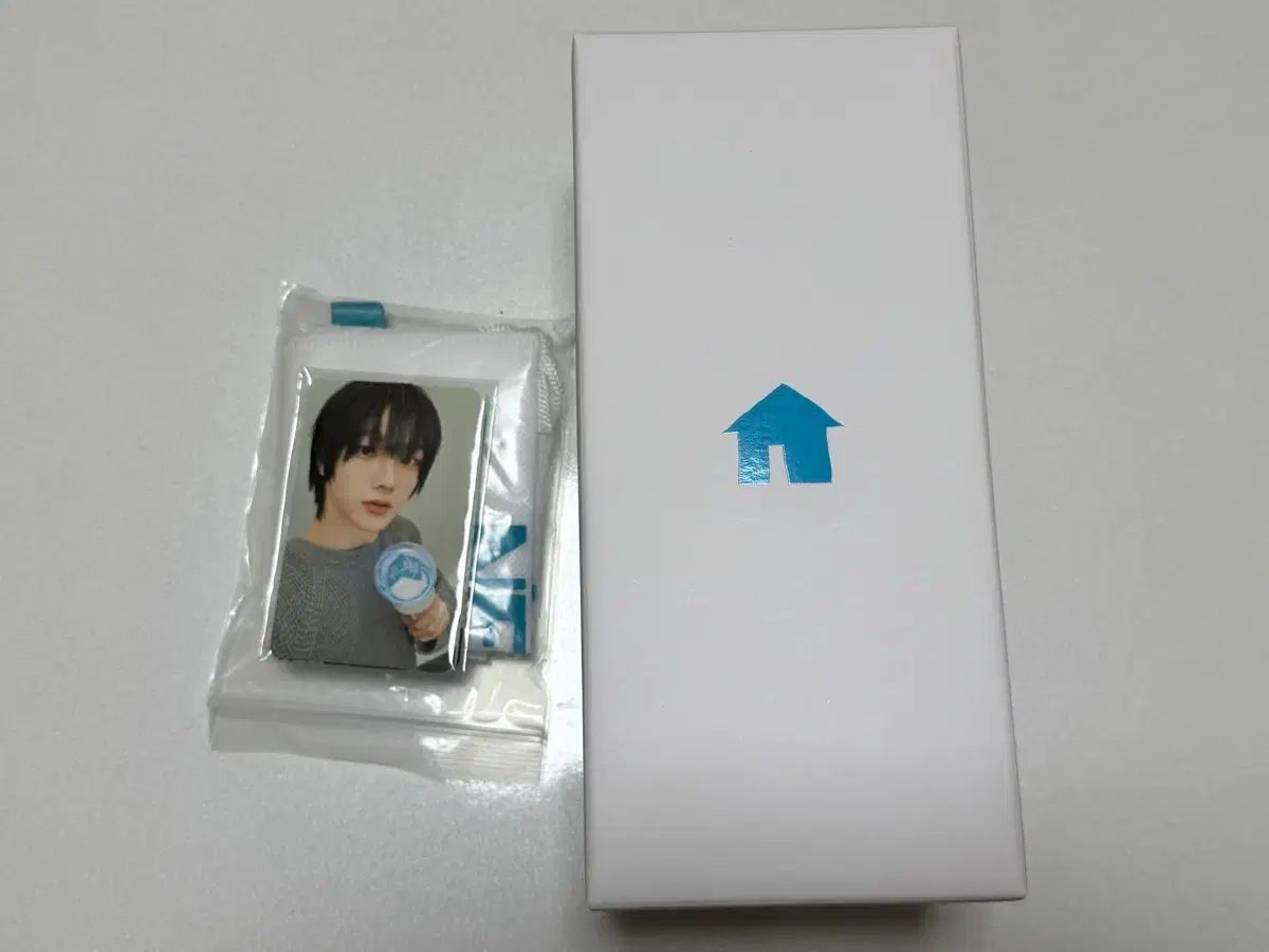 BOYNEXTDOOR(ボイネク) コレクション ペンライト 新品 BOYNEXTDOOR(ボイネク) Qoo10] HYBE [公式]  BOYNEXTDOOR ペンラ : KPOP boynextdoor ボイネク ペンライト