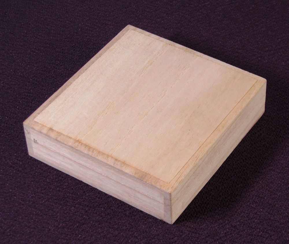 時代武具 鉄地笹透かし大鍔 赤坂系統 桐箱付 江戸時代/25L005 - メルカリ