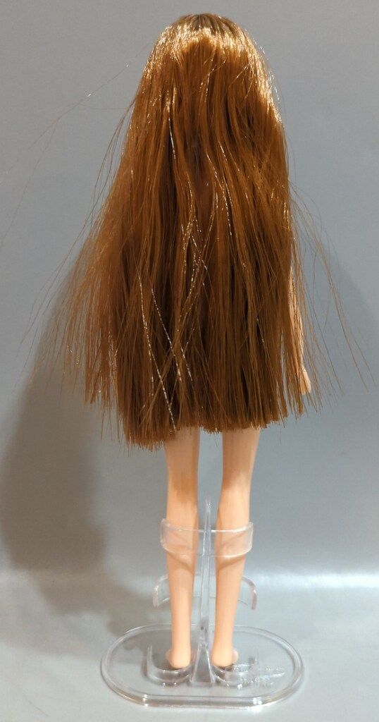 タカラ リカちゃんフレンド きものみほちゃん(白地に桜模様)