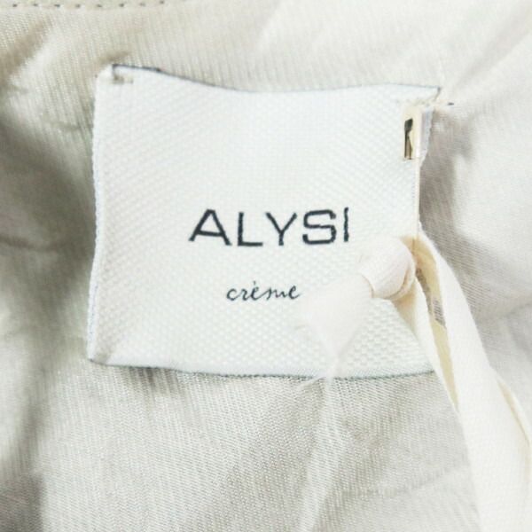 トップス ノースリーブ