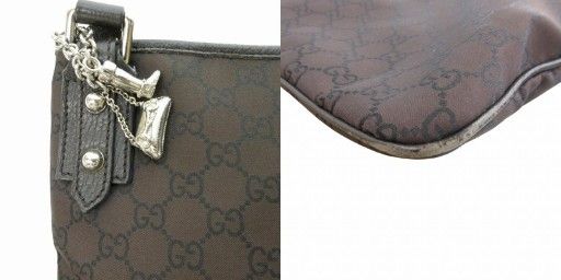 グッチ GUCCI GG ナイロンショルダーバッグ ロゴ柄 総柄 チャーム付き