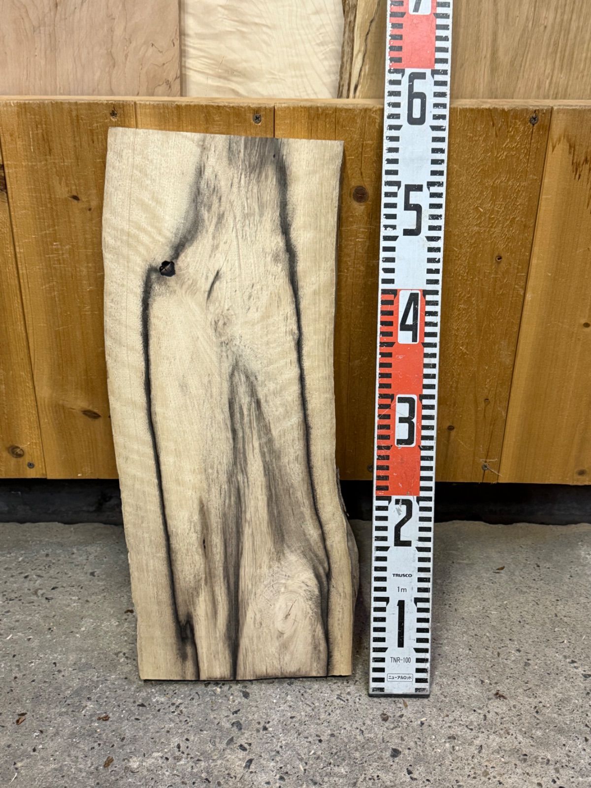  黒と縮杢 黒柿 クロガキ 板 一枚板 無垢材 銘木 木工 ＤＩＹ 素材 木材 材料 資材