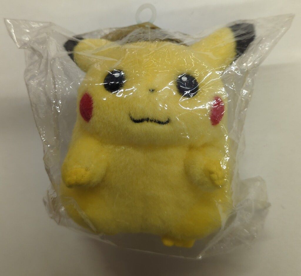 【未開封】TOMY ポケットモンスター ピカチュウ タグ付き 　お腹を押す TOMY ポケモンぬいぐるみ/おなかを押すとなく ポケットモンスター