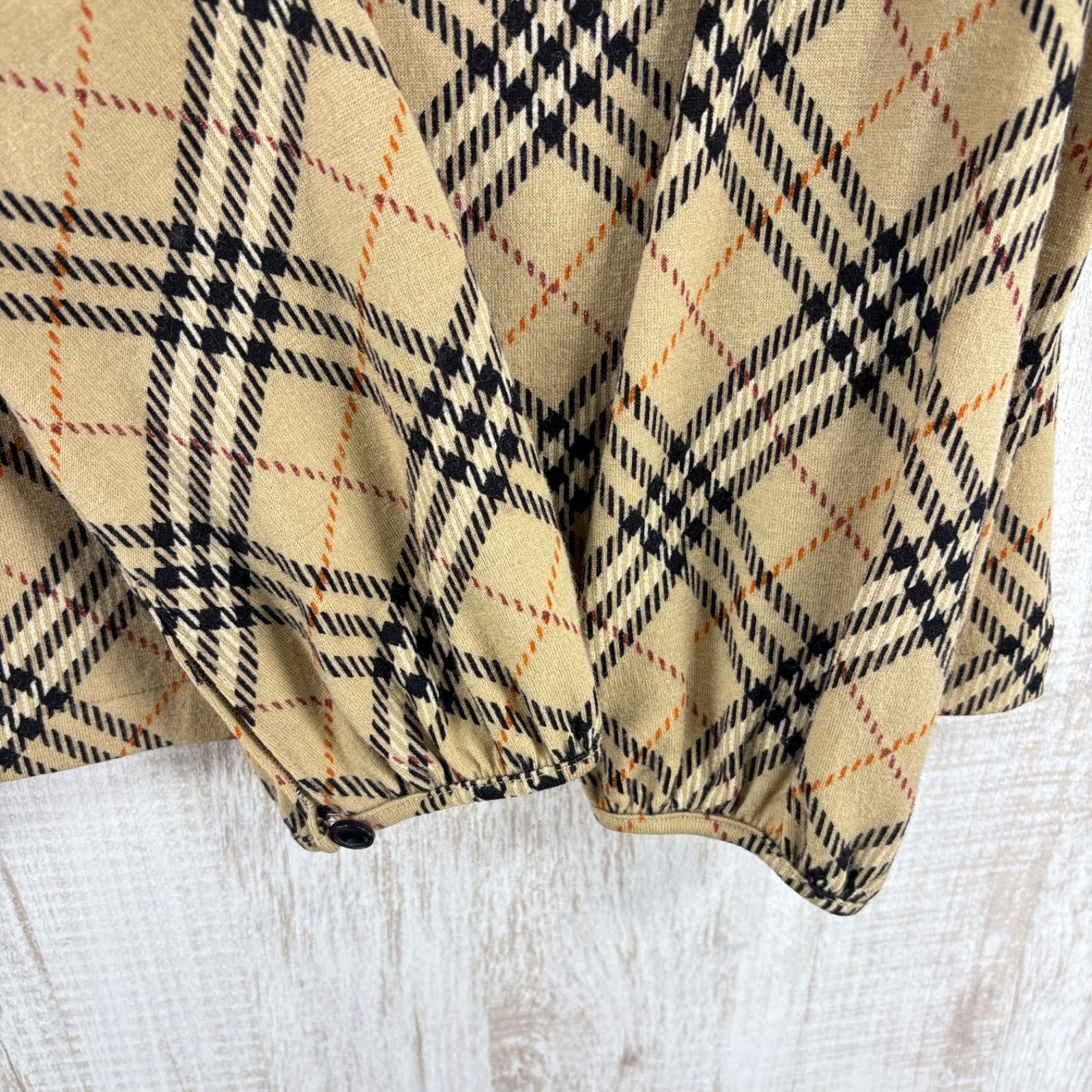 BURBERRY BLUE LABEL バーバリーブルーレーベル ホースロゴ刺繍 ノバ