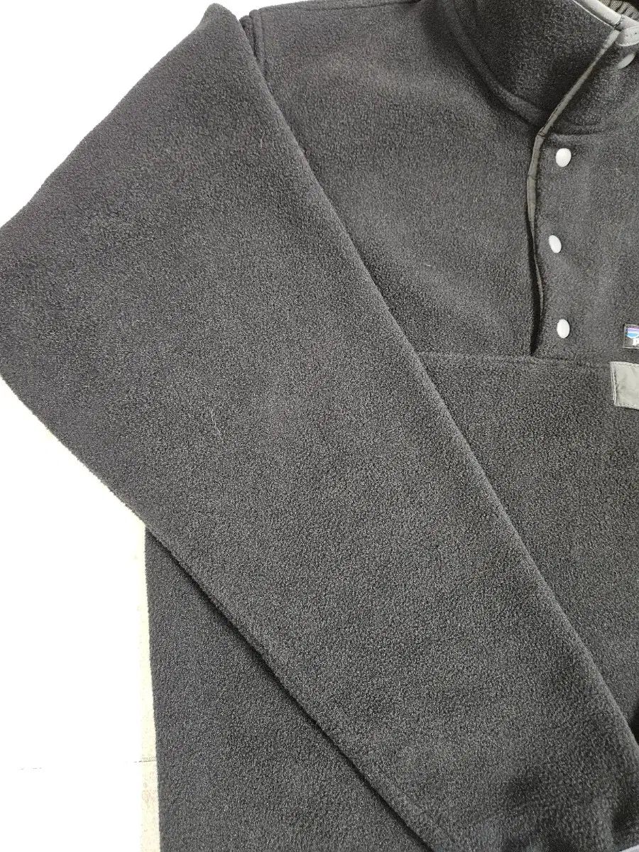 パタゴニア Synchilla シンチラ s ブラック フォジグレー